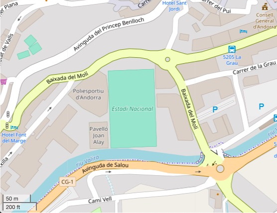 O Estadi Nacional no mapa de Andorra la Vella, encaixado entre as montanhas do principado
