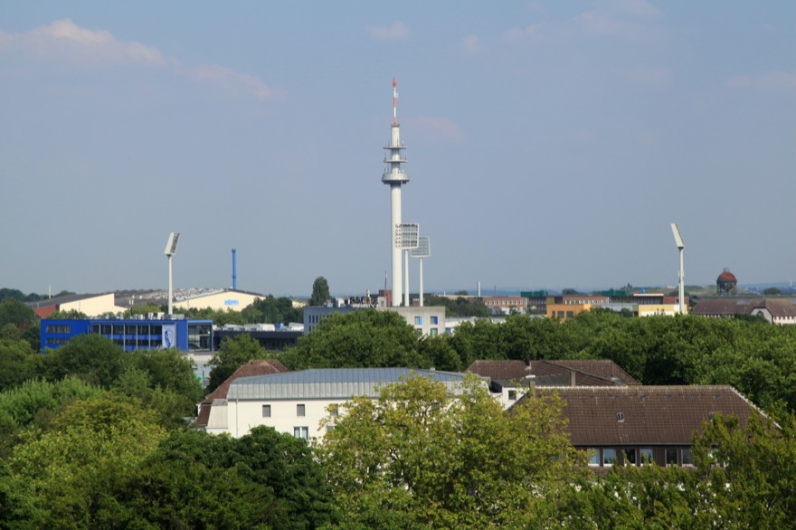 Blick vom Bismarckturm auf Ruhrstadion und Fernmeldeturm Bochum