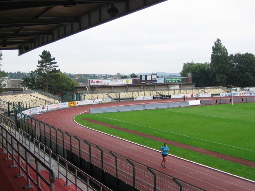Stade de la Libération à Boulogne sur Mer, Pas de Calais.
Réaménagée lors de l’accession de l’USBCO (Union Sportive Boulogne Côte d’Opale) en L1 en 2009, avec u