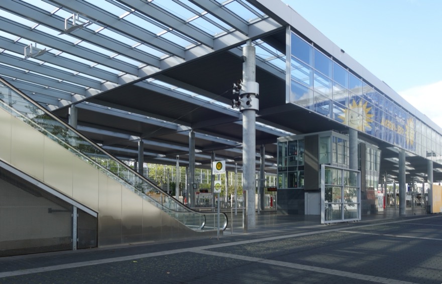 U-Bahnhof Merkur-Spielarena - Messe Nord, 2019.