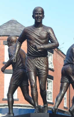 Statue of Howard Kendall (1946 – 17 October 2015) at Everton's Holy Trinity.